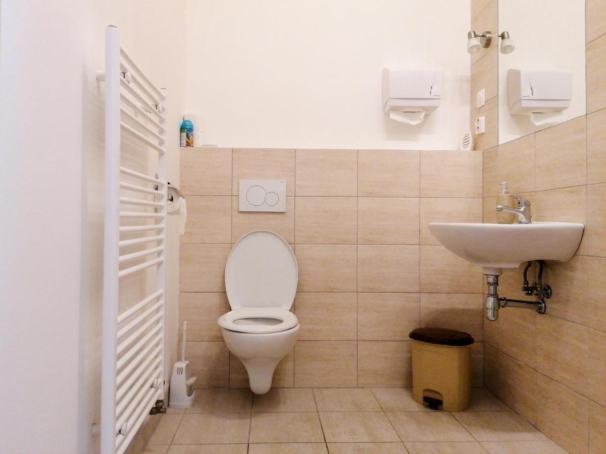 Hostel Vodna 1 Кошице Екстер'єр фото