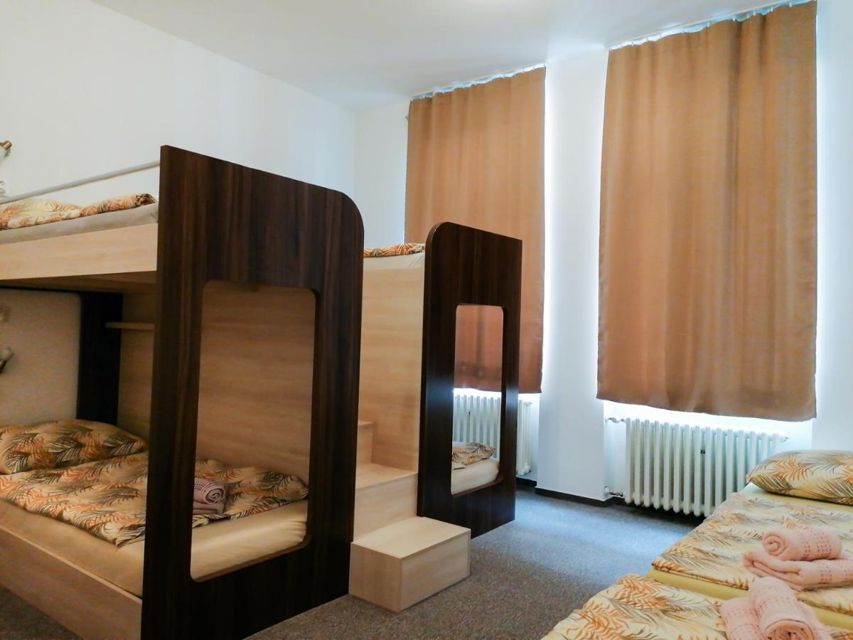 Hostel Vodna 1 Кошице Екстер'єр фото