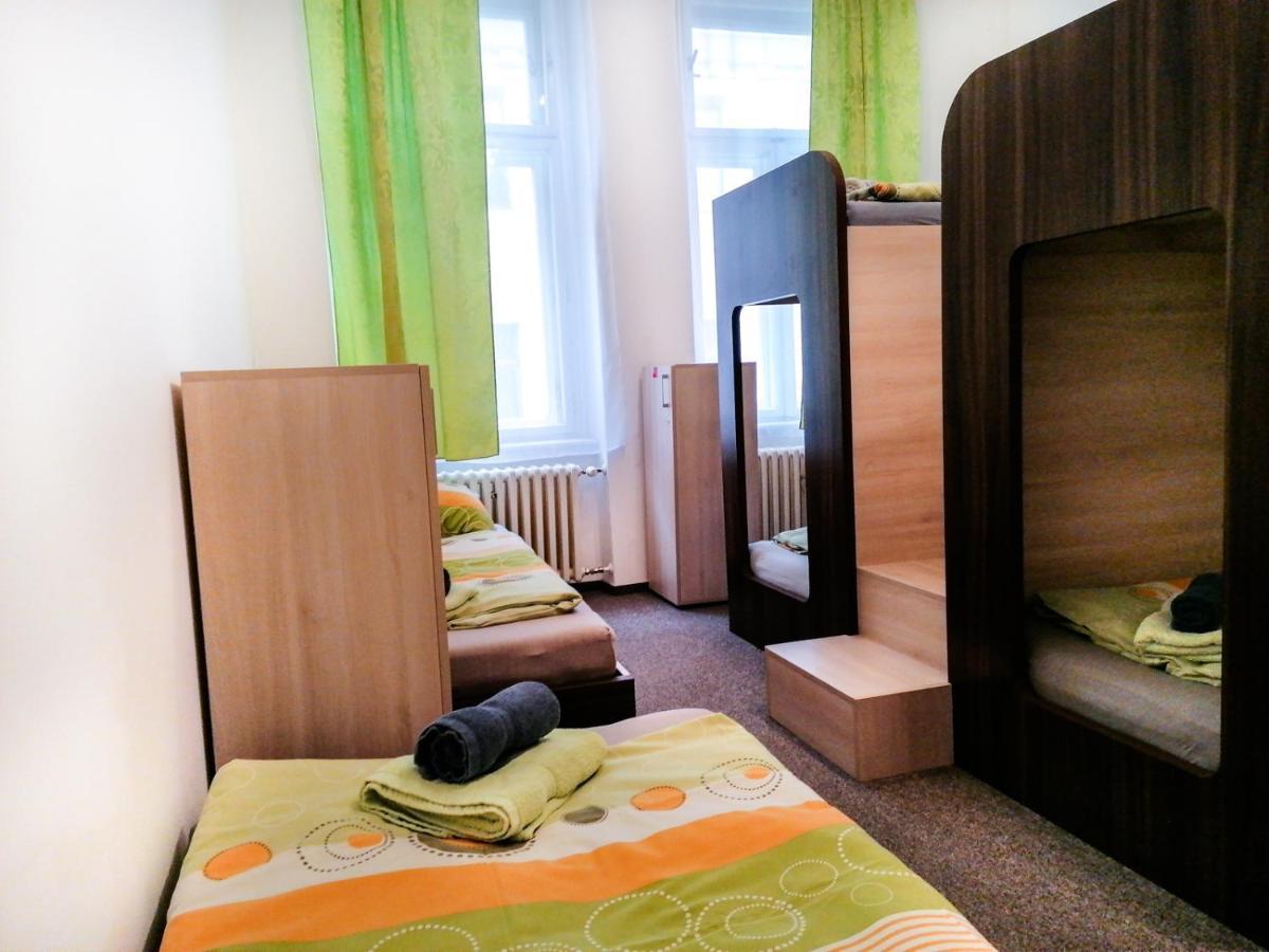 Hostel Vodna 1 Кошице Екстер'єр фото
