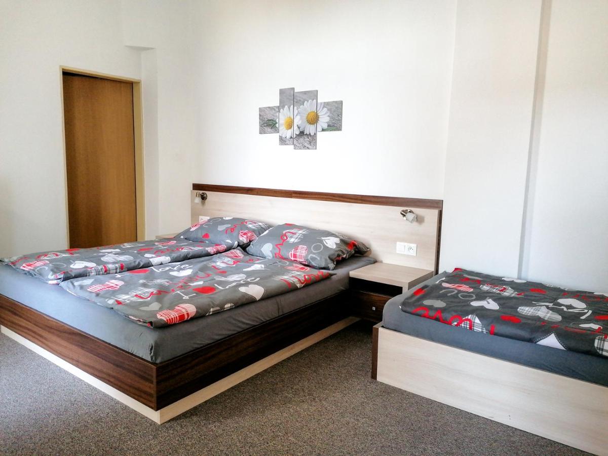 Hostel Vodna 1 Кошице Екстер'єр фото