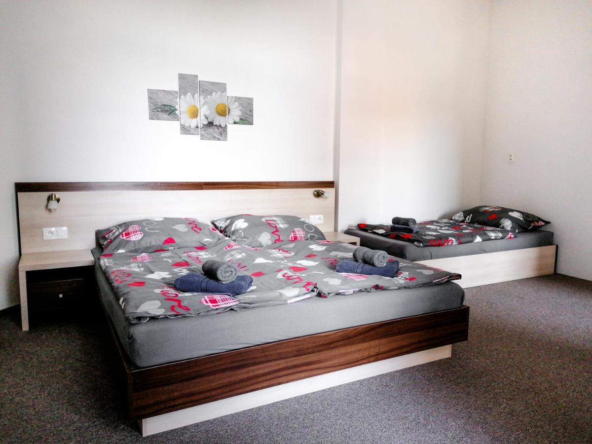 Hostel Vodna 1 Кошице Екстер'єр фото