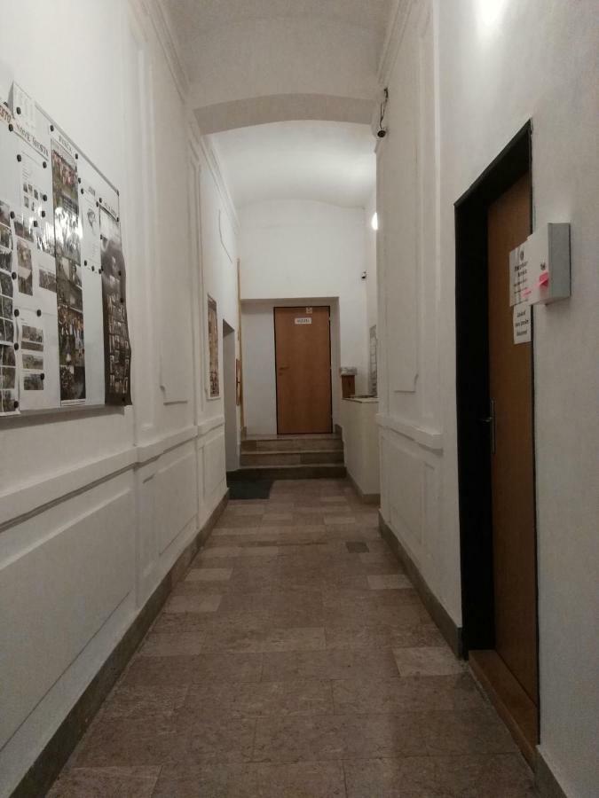Hostel Vodna 1 Кошице Екстер'єр фото